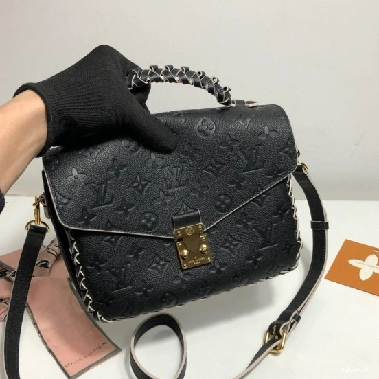 POCHETTE METIS VUITTON LOUIS 0419
